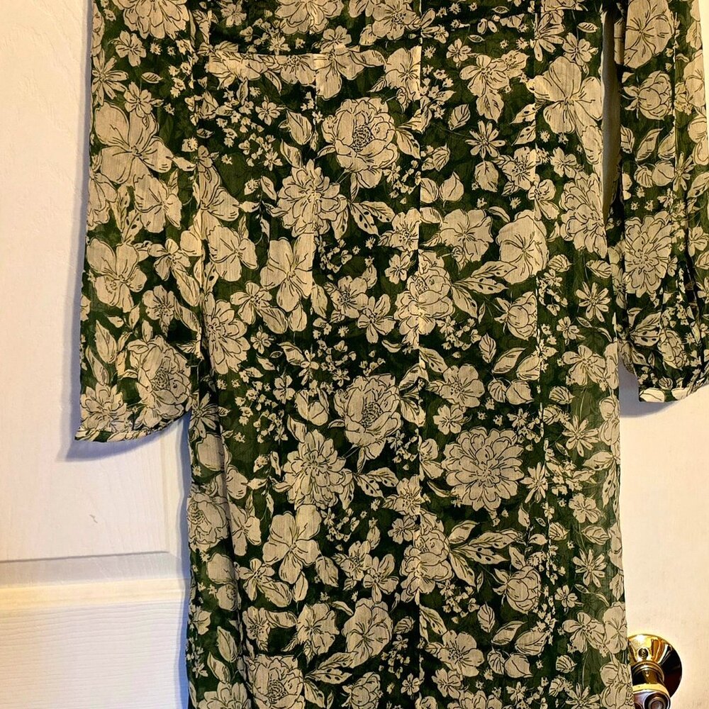 Dresses with tags